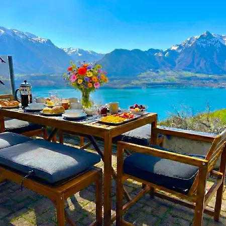 Thun Alps Scenic Views And Concierge By Swisshut Chalé