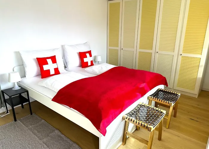 Chalé Thun Alps Scenic Views And Concierge By Swisshut Sigriswil